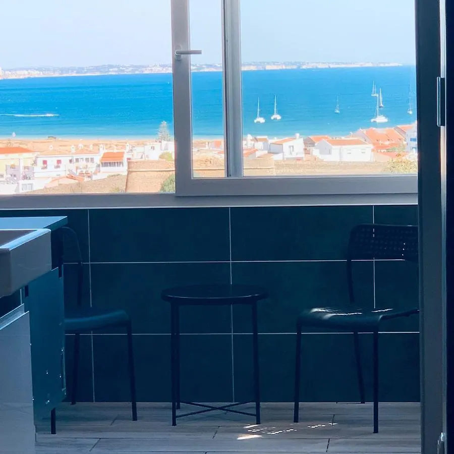 3 Bedroom Apartment W/ Amazing View Lagos 0*,
